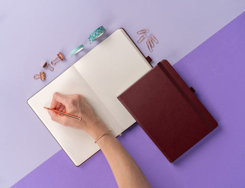 Notizbuch Aprint Neo, weinrot, gepunktet, 15 x 21 cm