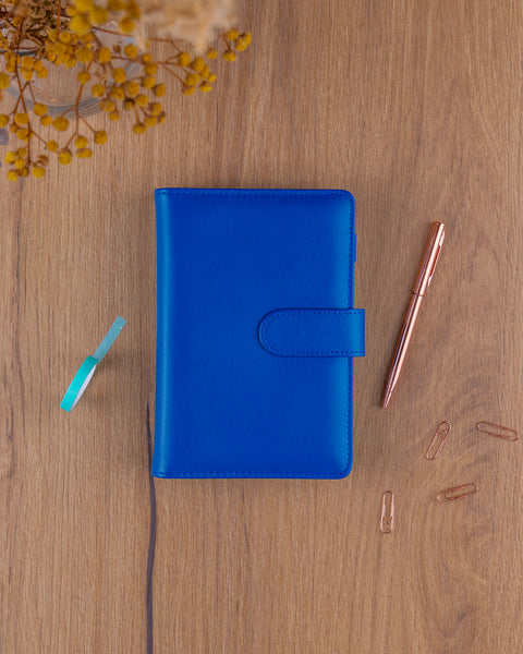 Refill – Weekly Ring Bound Planner 2027, royal blue, 12,5 x 19 cm