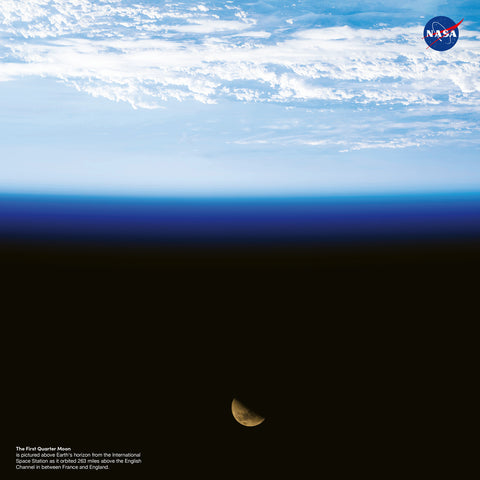 Broschürenkalender NASA 2026, 30 x 30 cm