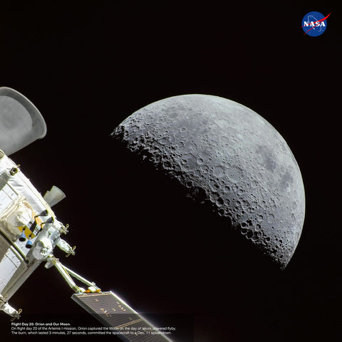 Broschürenkalender NASA 2026, 30 x 30 cm