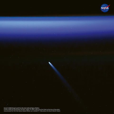 Broschürenkalender NASA 2026, 30 x 30 cm